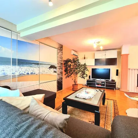 Two-floor Sunny In Centre * Burgas City